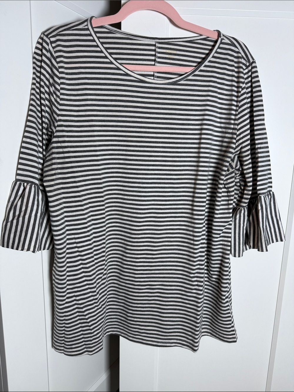 Striped Ruffle Sleeve Women's Top - Black & White